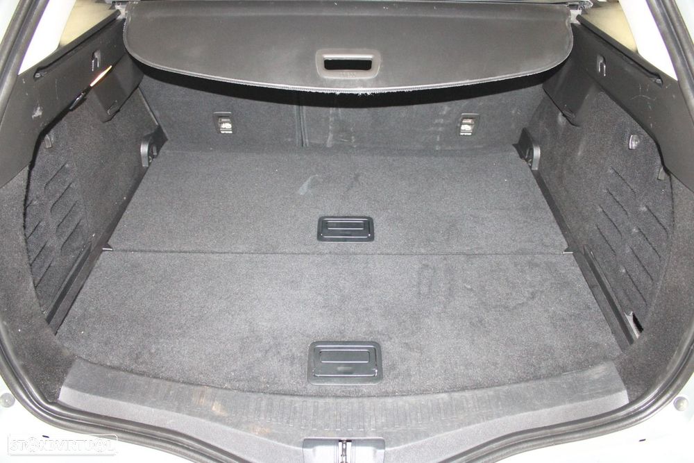 Renault Mégane Sport Tourer 1.5 Blue dCi Equilibre EDC - 26