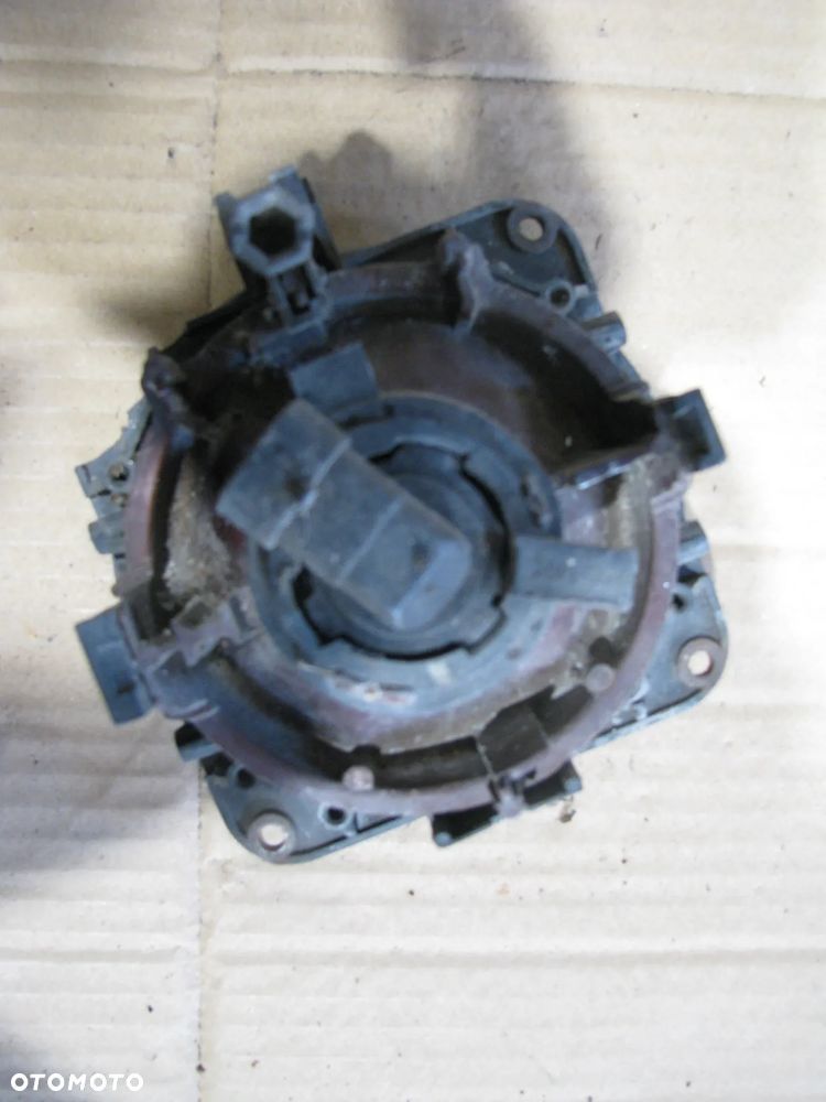 HALOGEN ZDERZAKA LEWY MAZDA TRIBUTE - 2