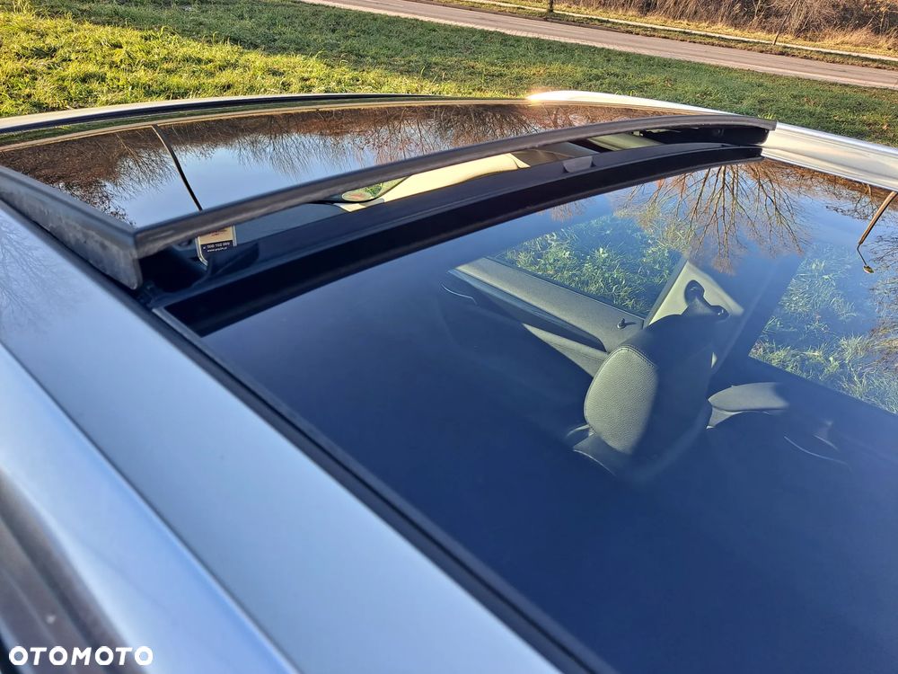 BMW X1 sDrive18i Sport Line - 6