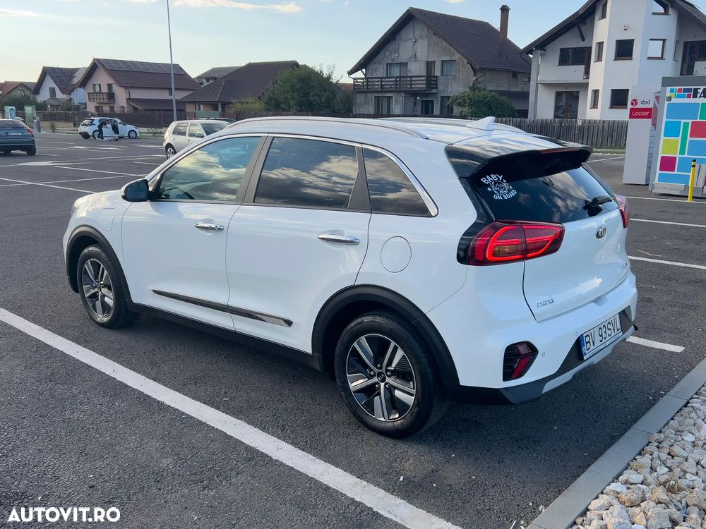 Kia Niro 1.6 GDI 6DCT PHEV Comfort - 4
