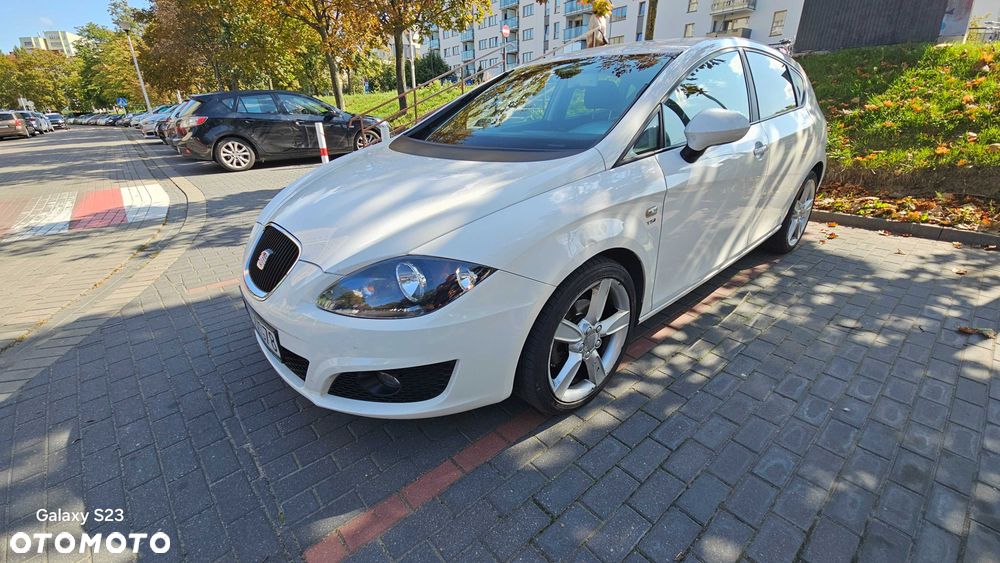 Seat Leon 2010 photo 2