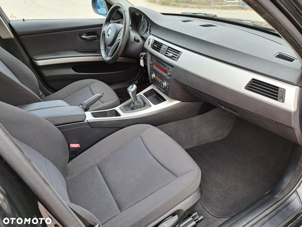 BMW Seria 3 - 19