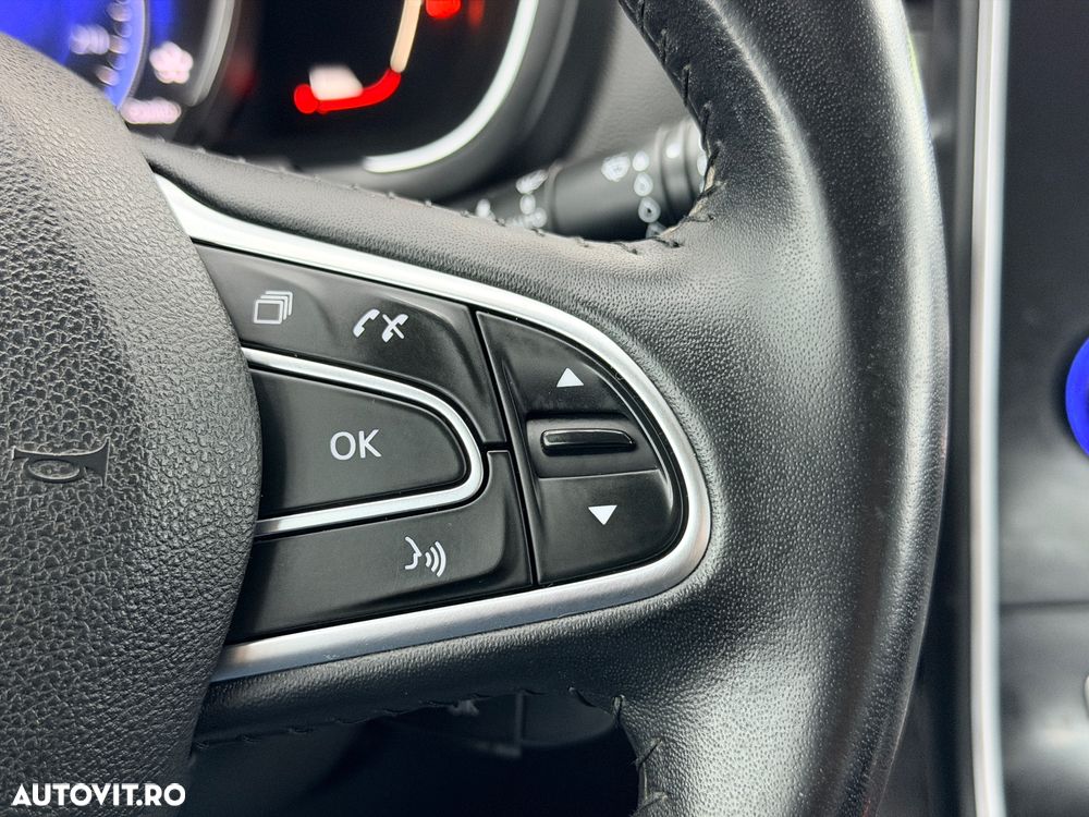 Renault Scenic ENERGY dCi 110 LIMITED - 32