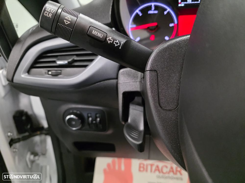 Opel CORSA 1.3 CDTI VAN IVA DEDUTIVEL - 48