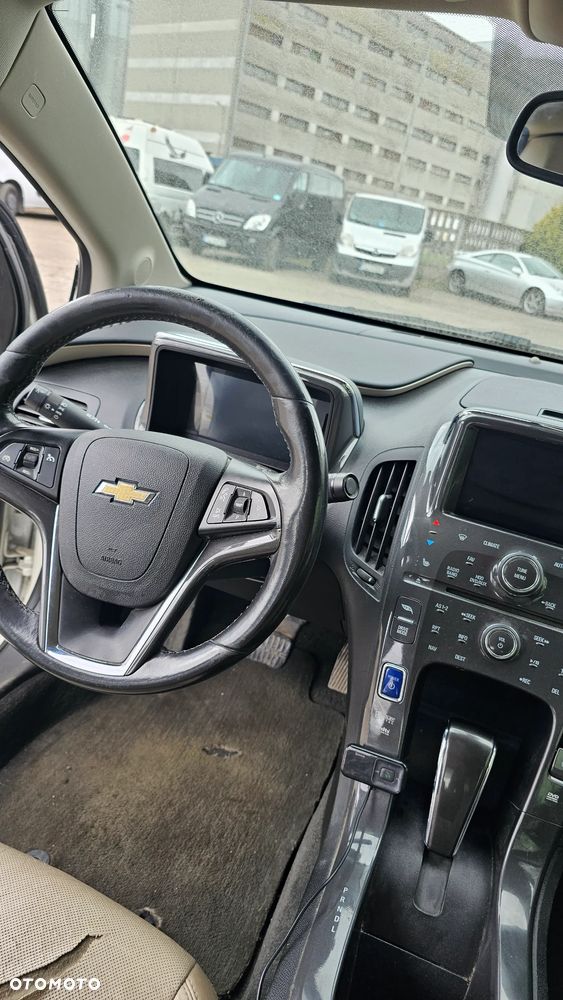 Chevrolet Volt - 10