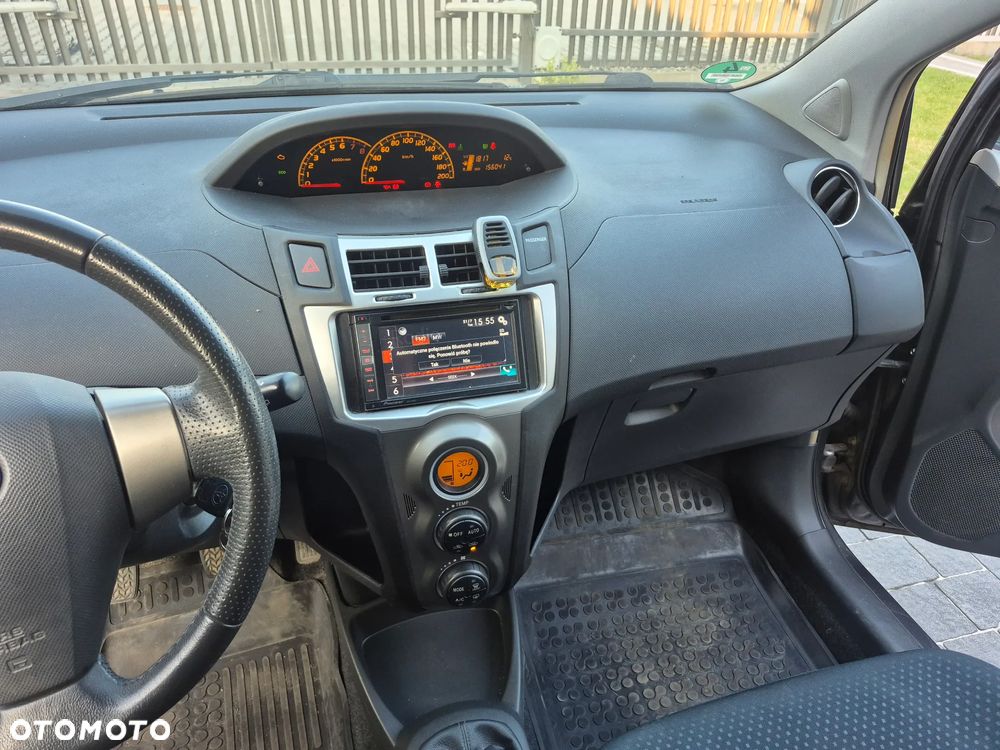 Toyota Yaris - 9