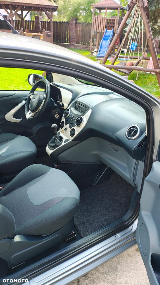 Ford KA 1.2 Titanium (air2) - 17