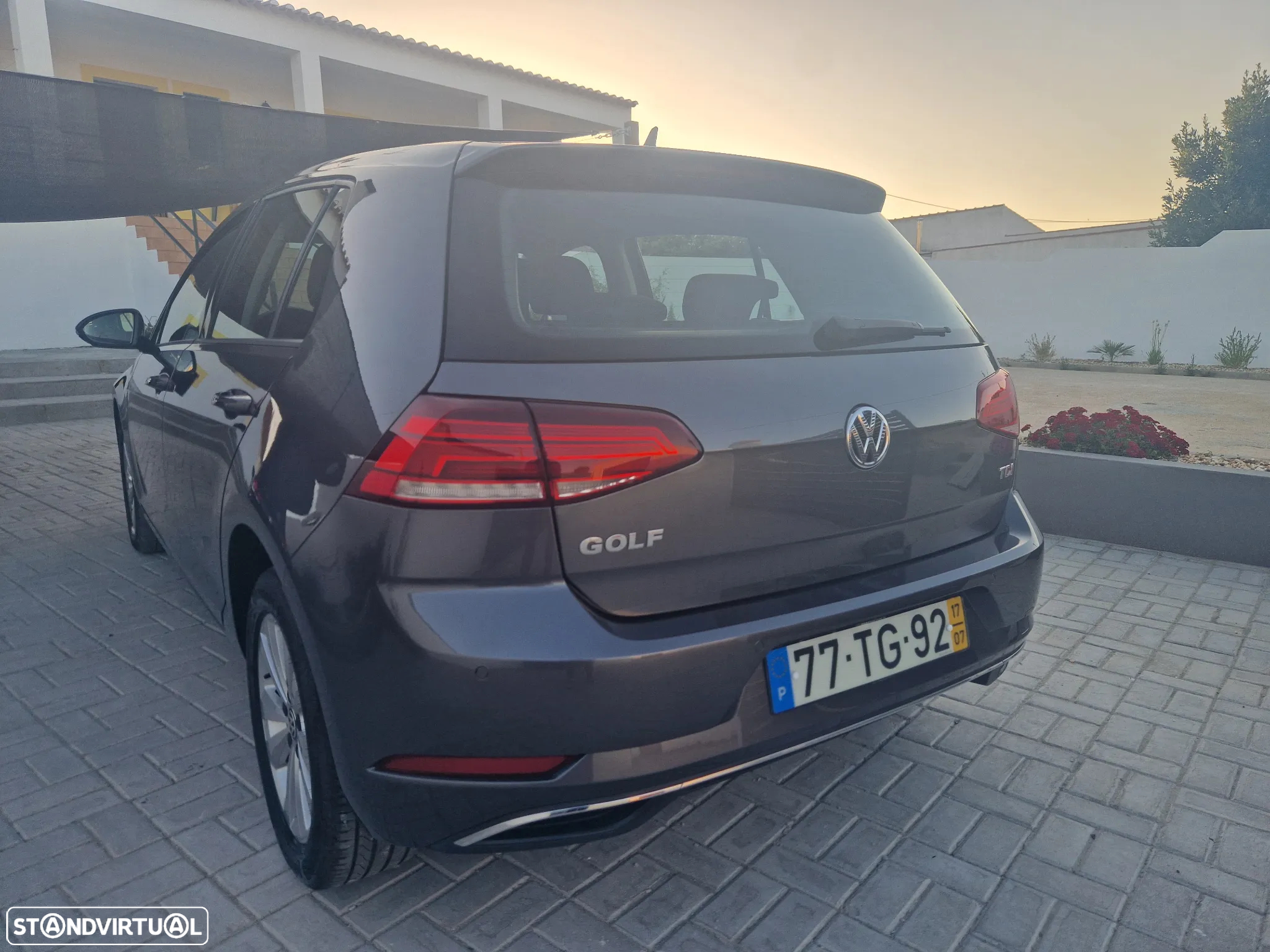 VW Golf 1.6 TDI Confortline - 7