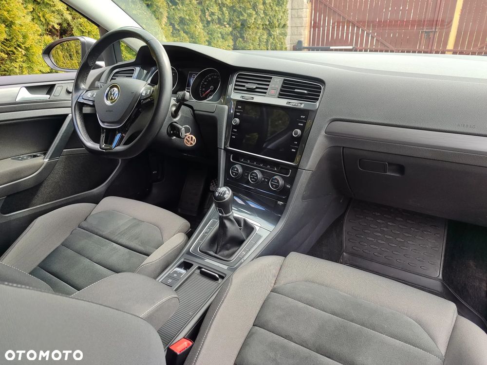 Volkswagen Golf 1.5 TSI ACT OPF Highline - 19