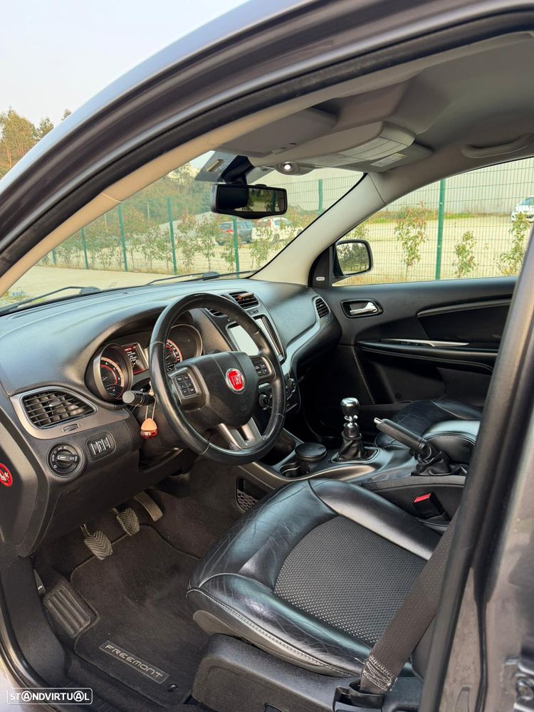 Fiat Freemont 2.0 M-Jet Urban - 8