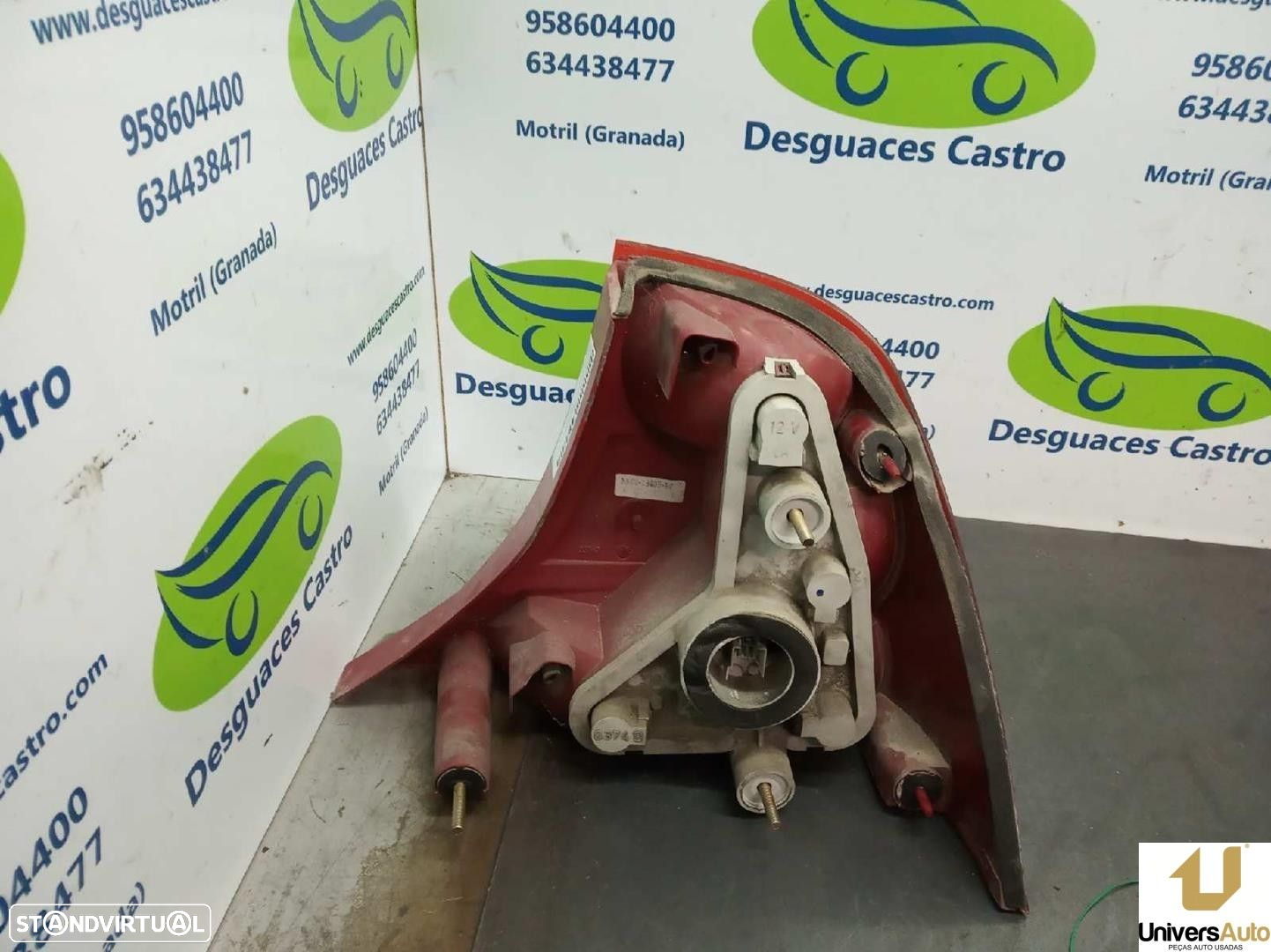 FAROLIM TRASEIRO ESQUERDO FORD FOCUS SEDAN 2002 -4 PUERTAS - 2
