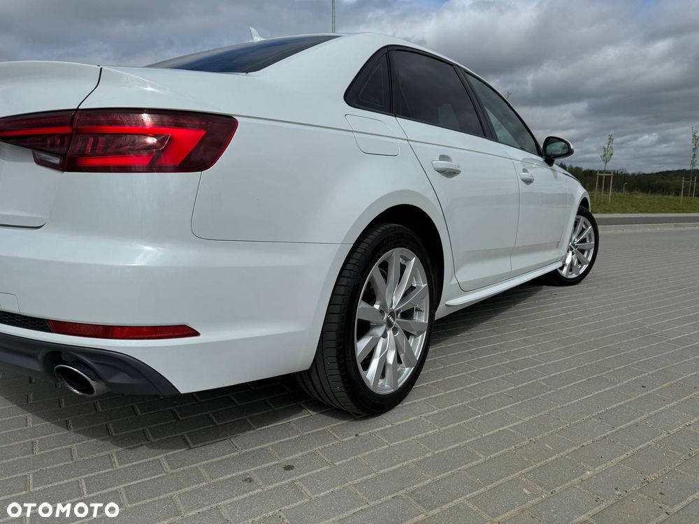 Audi A4 Limousine - 14