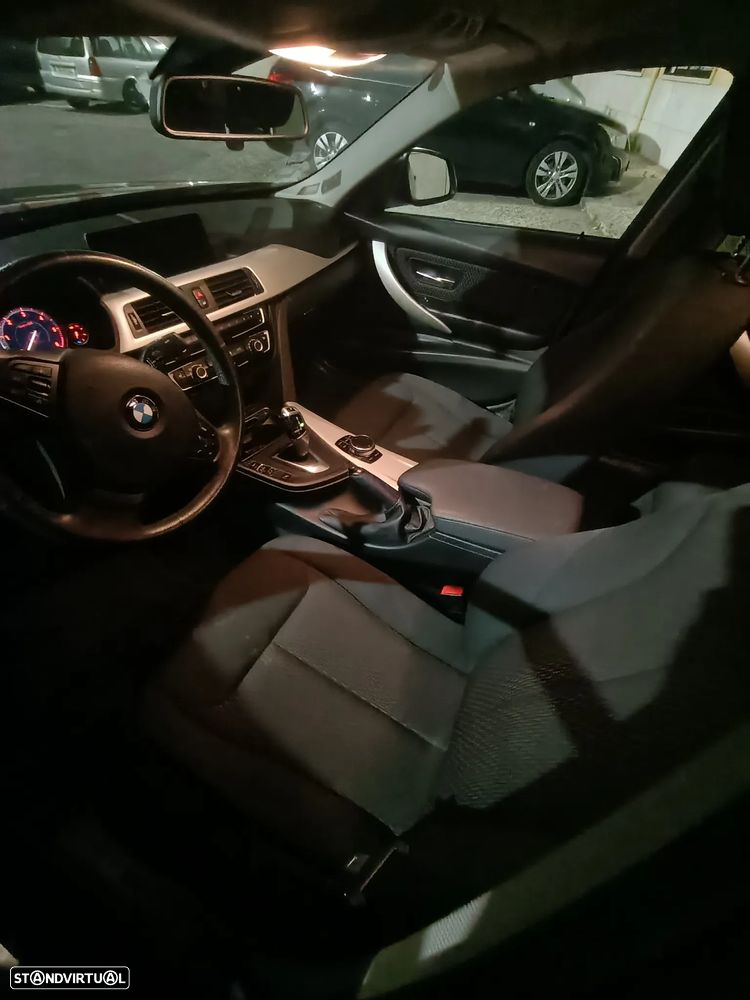BMW 320 d Advantage Auto - 10