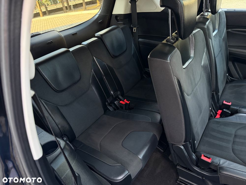 Ford S-Max 2.0 TDCi Titanium - 24