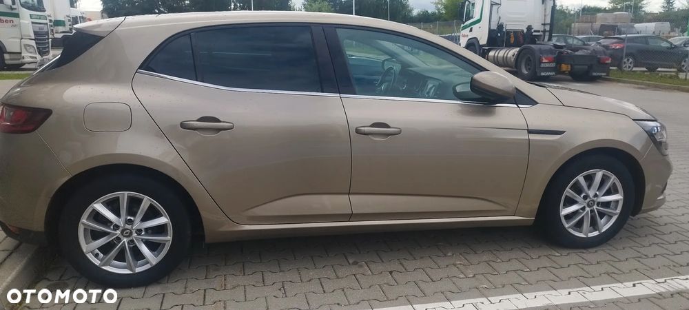 Renault Megane - 5
