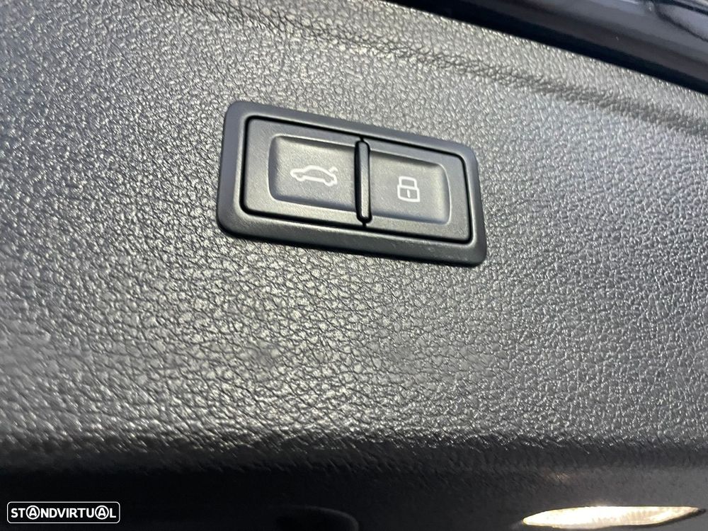 Audi Q5 55 TFSIe quattro S tronic S line - 47