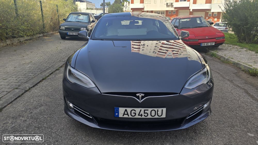 Tesla Model S Long Range - 4