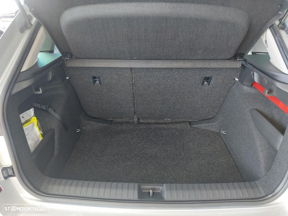 Skoda Kamiq 1.0 TSI Ambition - 40