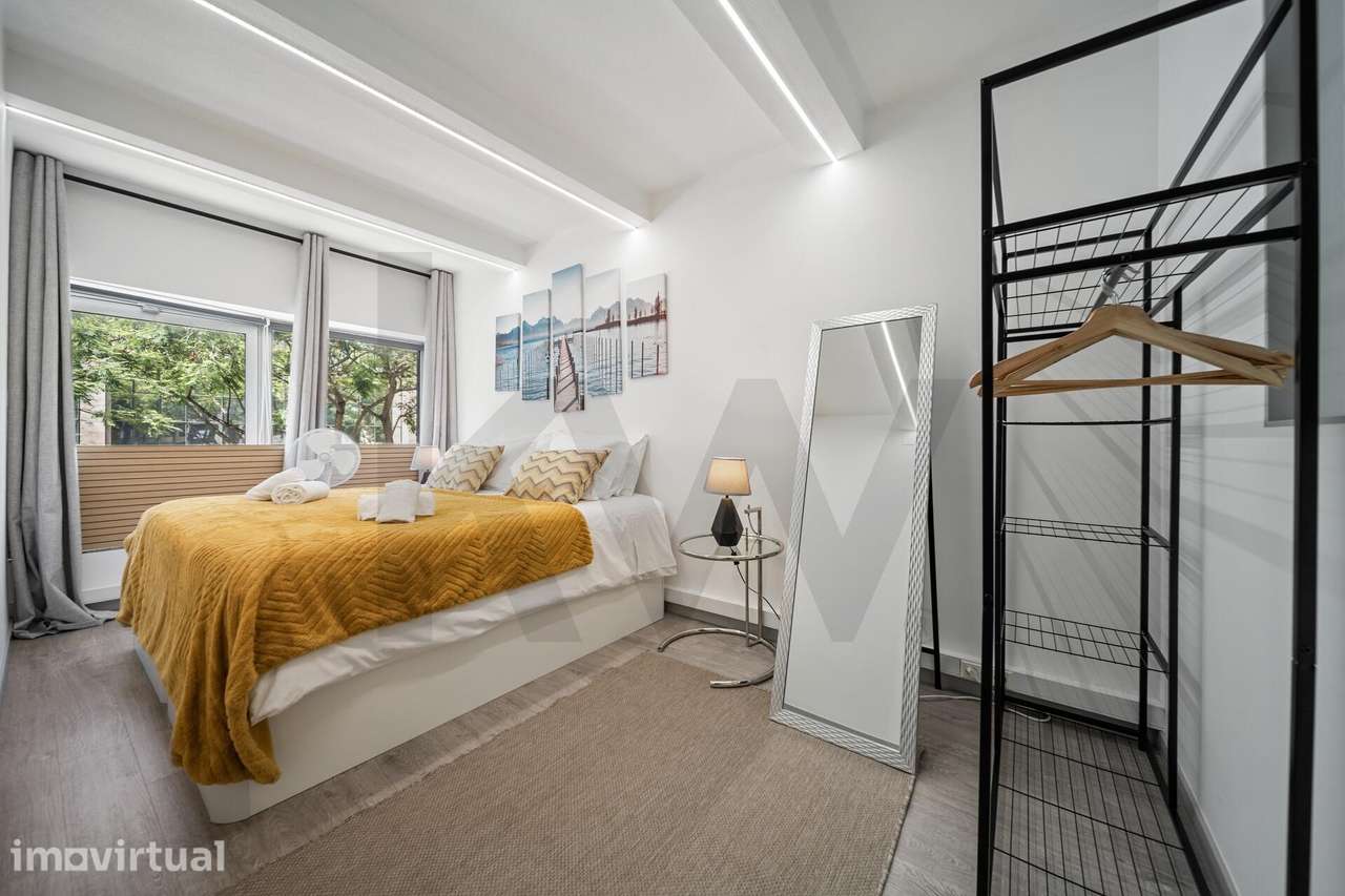 Escritório transformado em Apartamento T3 com Licença de AL | Oportuni - Grande imagem: 5/24