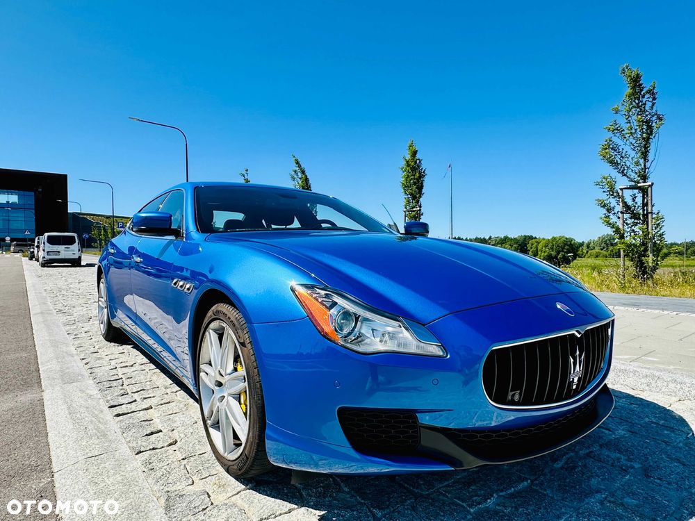 Maserati Quattroporte - 4