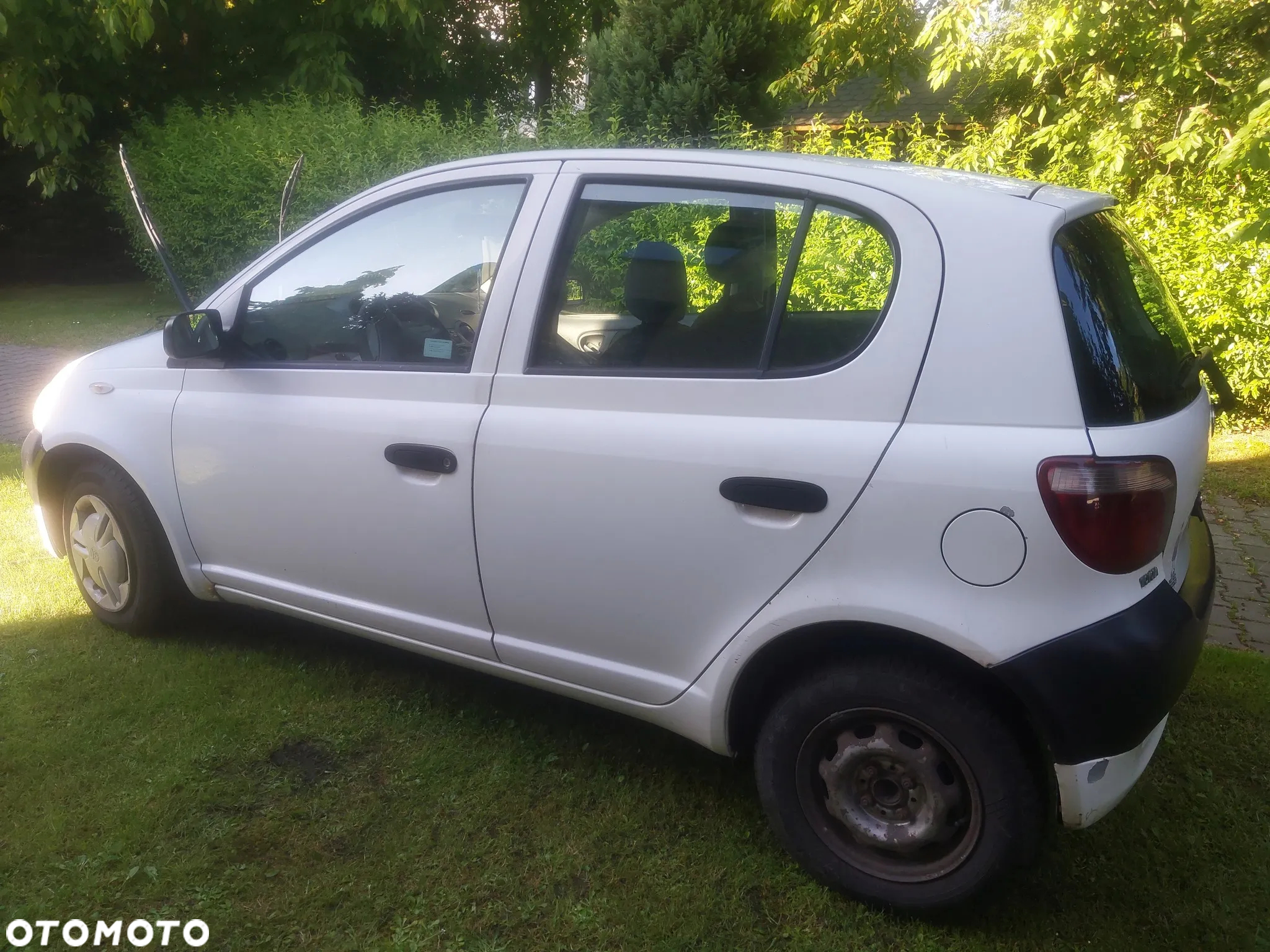 Toyota Yaris - 2