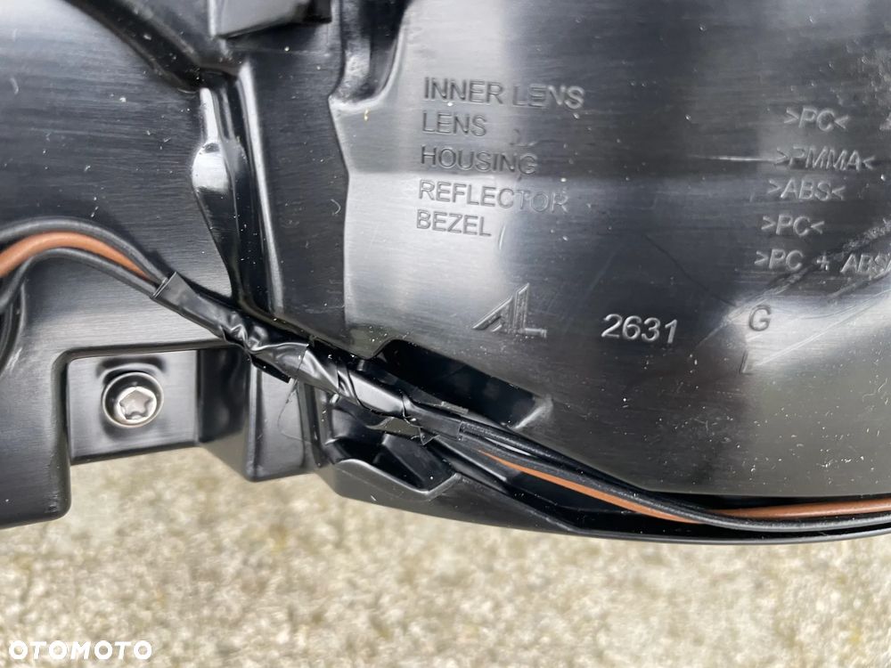 LAMPA TYLNA LEWA CITROEN C4 GRAND PICASSO II  2013-- NOWA AL - 3