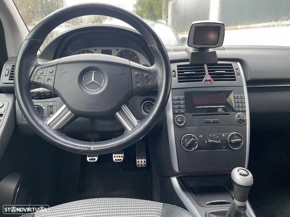 Mercedes-Benz B 150 BlueEFFICIENCY - 11