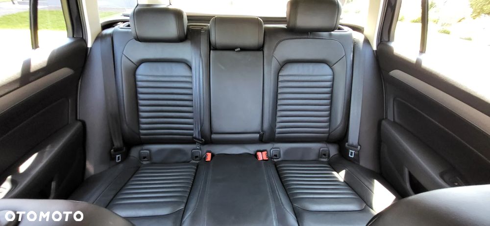 Volkswagen Passat 2.0 TDI BMT Comfortline - 23