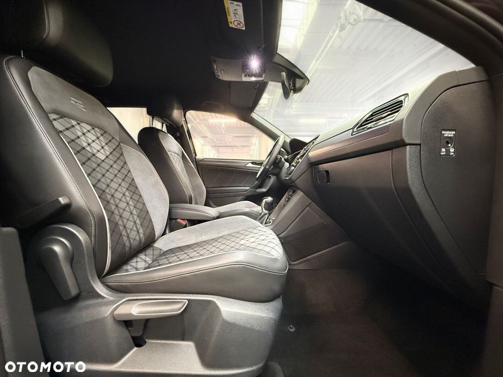 Volkswagen Tiguan 1.5 TSI EVO R-Line DSG - 22