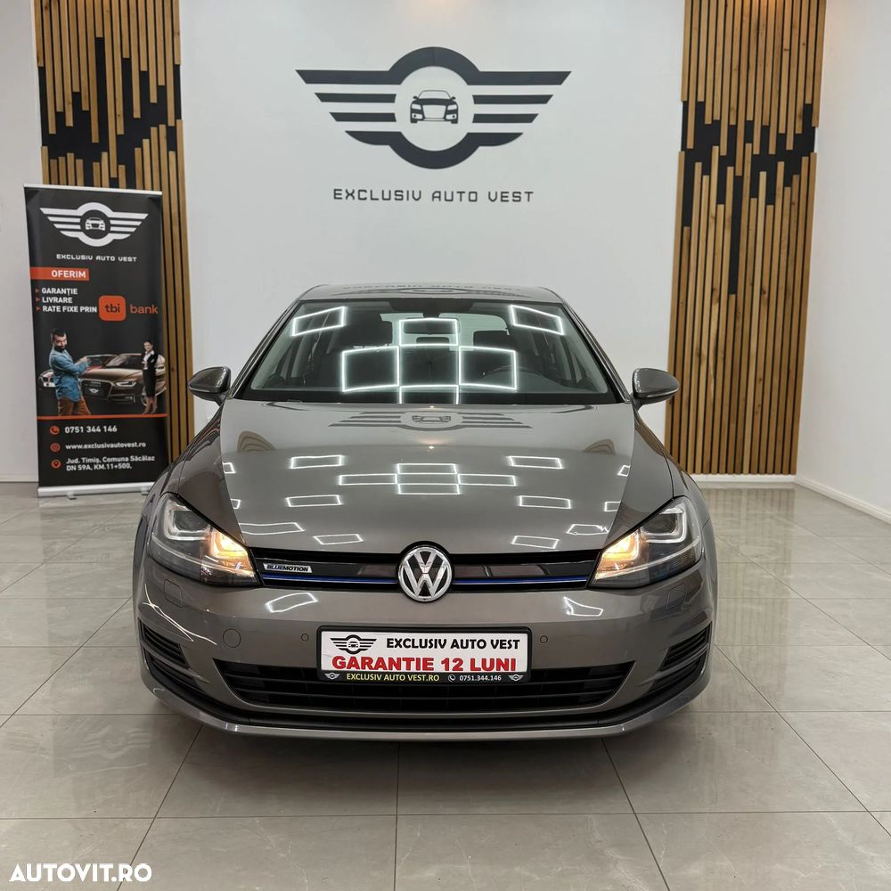 Volkswagen Golf 1.6 TDI BlueMotion Comfortline - 11