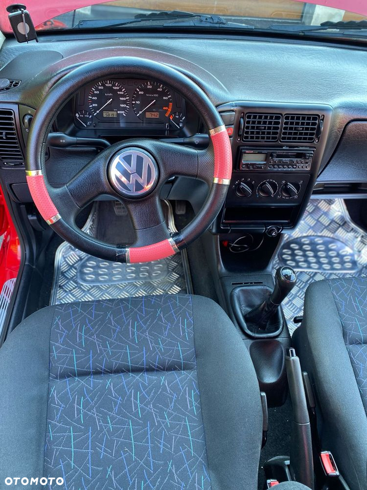 Volkswagen Polo 60 - 8