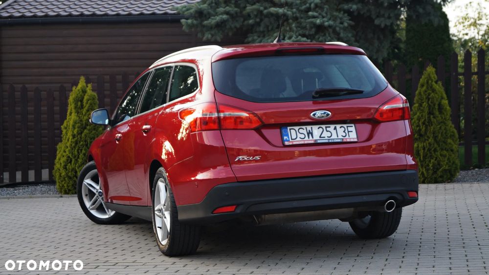 Ford Focus 2.0 TDCi Titanium ASS - 3