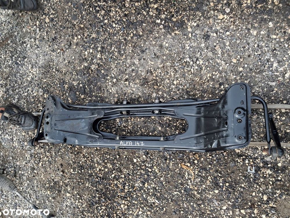 Belka zawieszenia tył Alfa Romeo 147 04-10 - 1