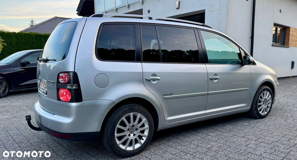 Volkswagen Touran 2.0 TDI DPF Freestyle - 8