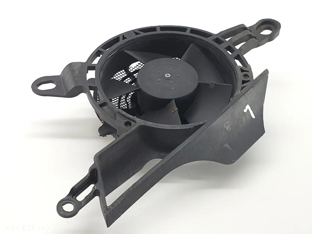 WENTYLATOR CHLODNICY WIATRAK  DUCATI DIAVEL - 1