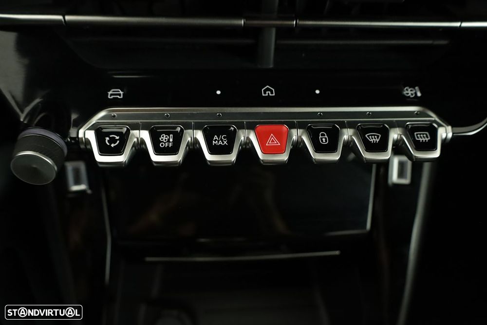 Peugeot 2008 1.2 PureTech Allure EAT8 - 12