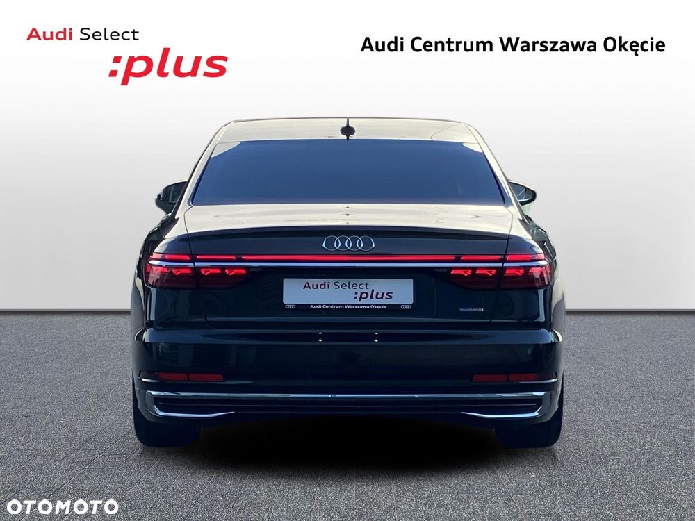 Audi A8 - 8