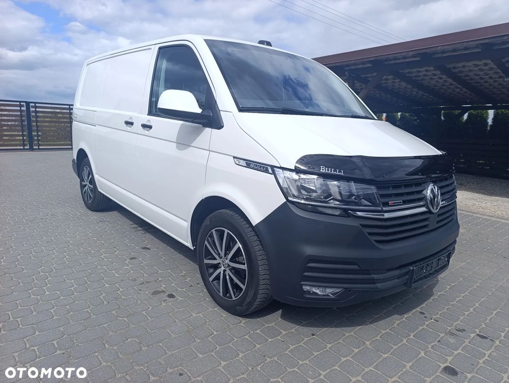 Volkswagen Transporter - 1