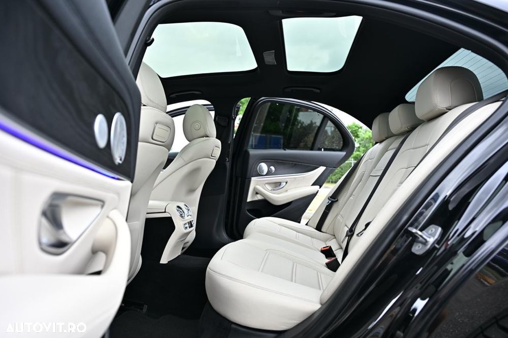 Mercedes-Benz E - 22