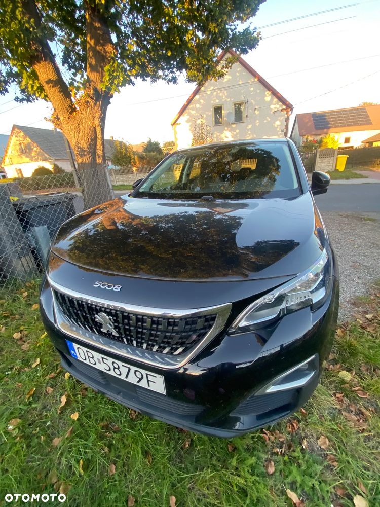 Peugeot 5008 - 5
