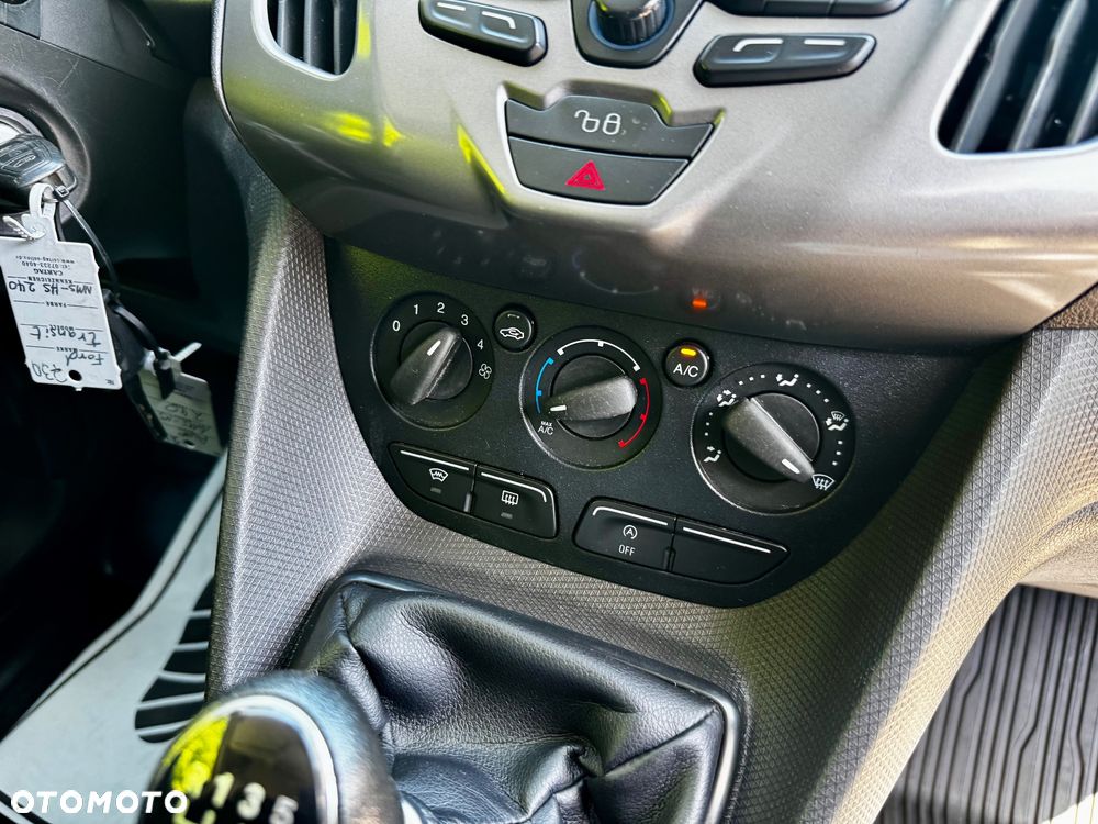 Ford CONNECT TRANSIT - 14