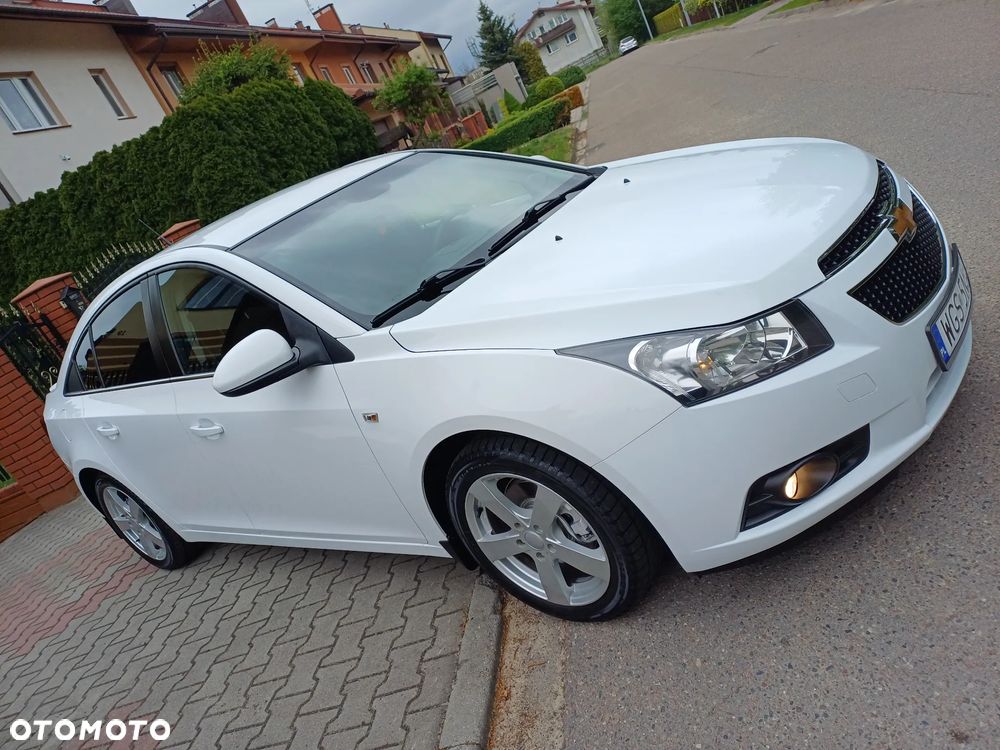 Chevrolet Cruze 2.0 VDCi LS - 25