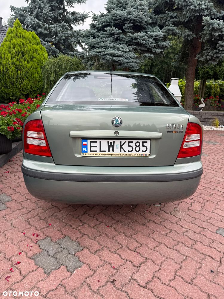 Skoda Octavia 1.4 Ambiente - 3
