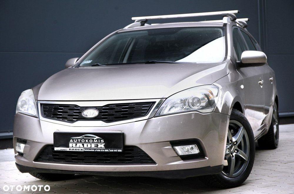 Kia Ceed - 18