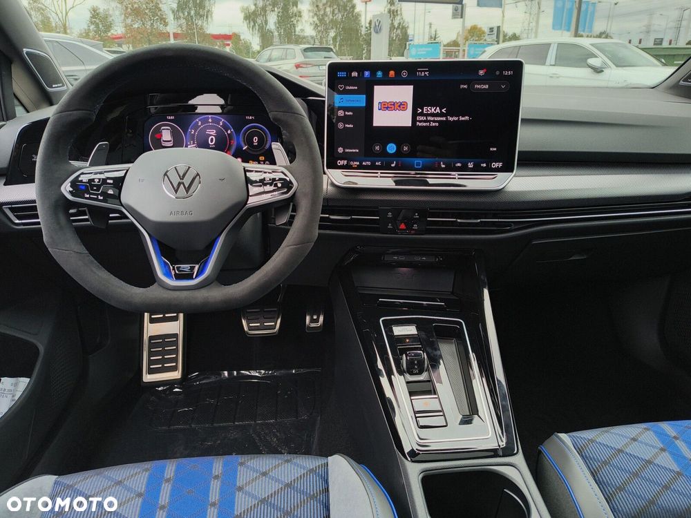 Volkswagen Golf - 14
