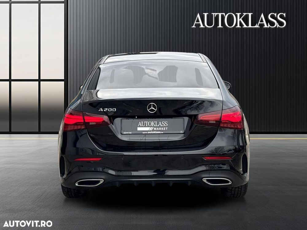 Mercedes-Benz A 200 Sedan MHEV 7G-DCT - 4