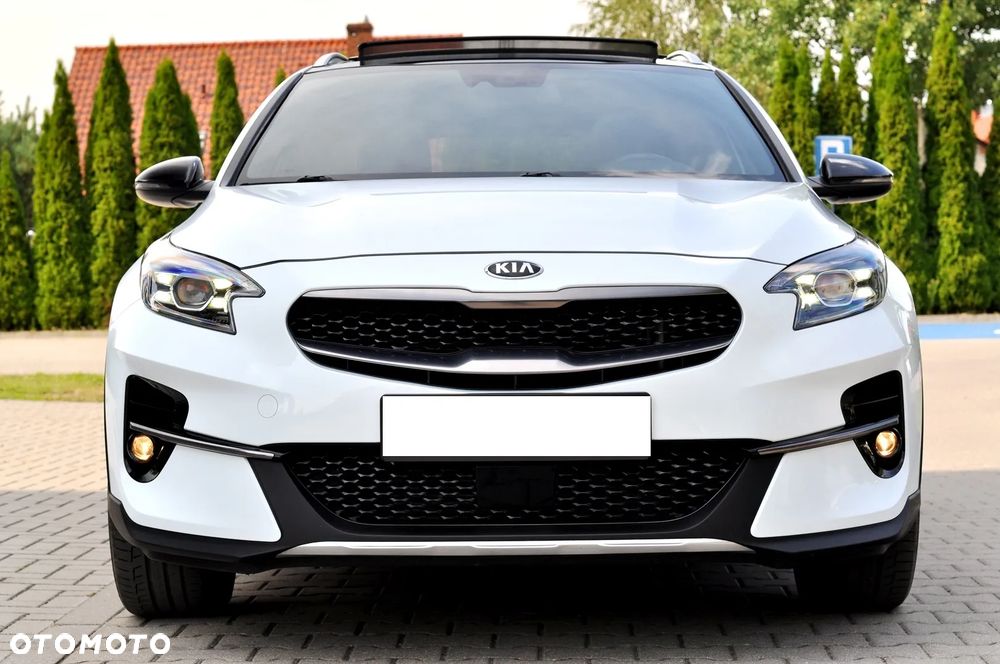 Kia XCeed 1.6 T-GDI OPF DCT7 PLATINUM - 11