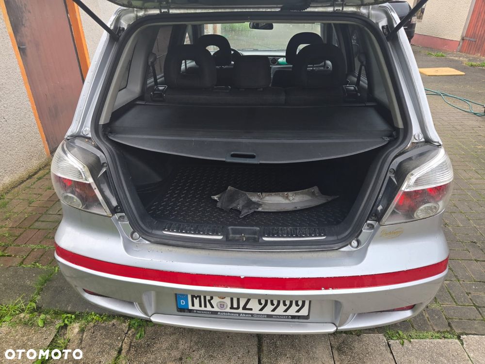 Mitsubishi Outlander - 6
