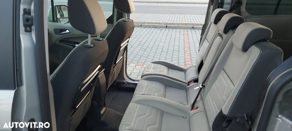 Ford Tourneo - 10