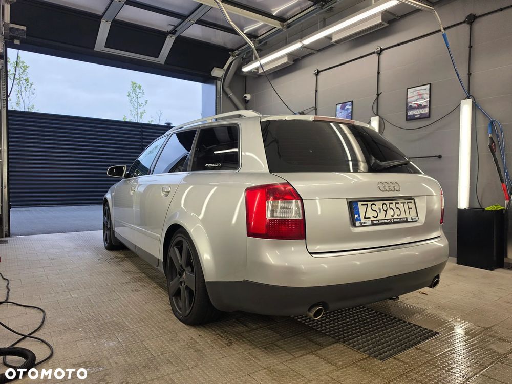 Audi A4 Avant - 5